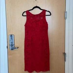 Stunning red lace sleeveless dress